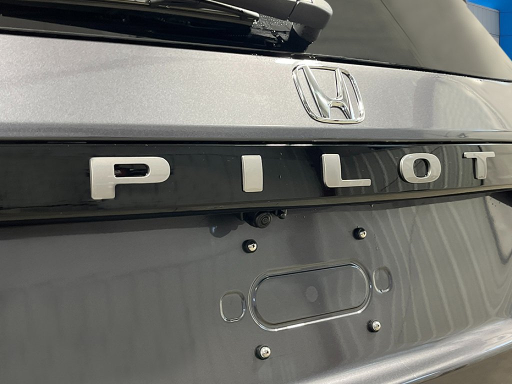 New 2026 Modern Steel Metallic Honda Elite image 9