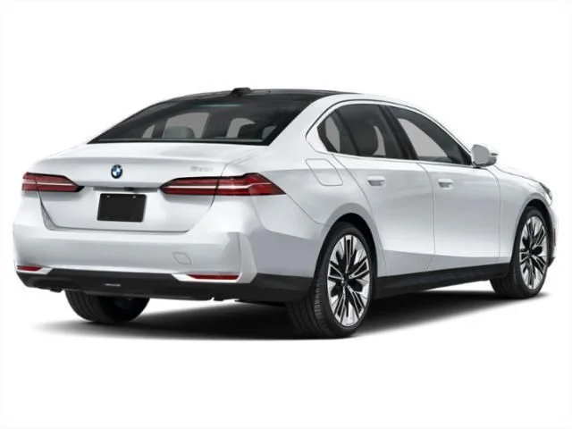 New 2027 White BMW 530i xDrive image 2