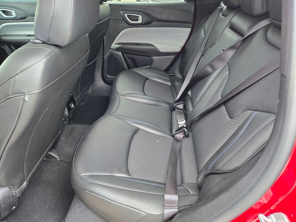 2025 Jeep Compass Latitude - Photo 24