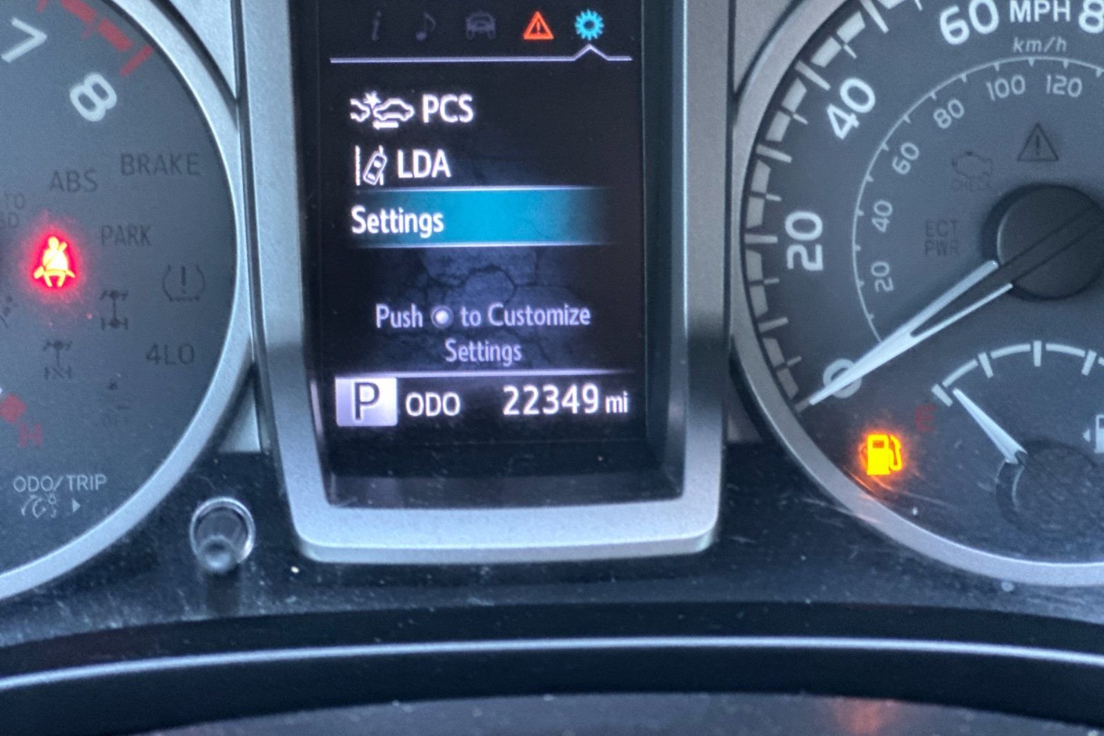 Used 2019  Toyota SR5 image 23