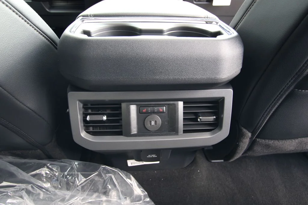 New 2026 Agate Black Metallic Ford F-350® Lariat® image 82