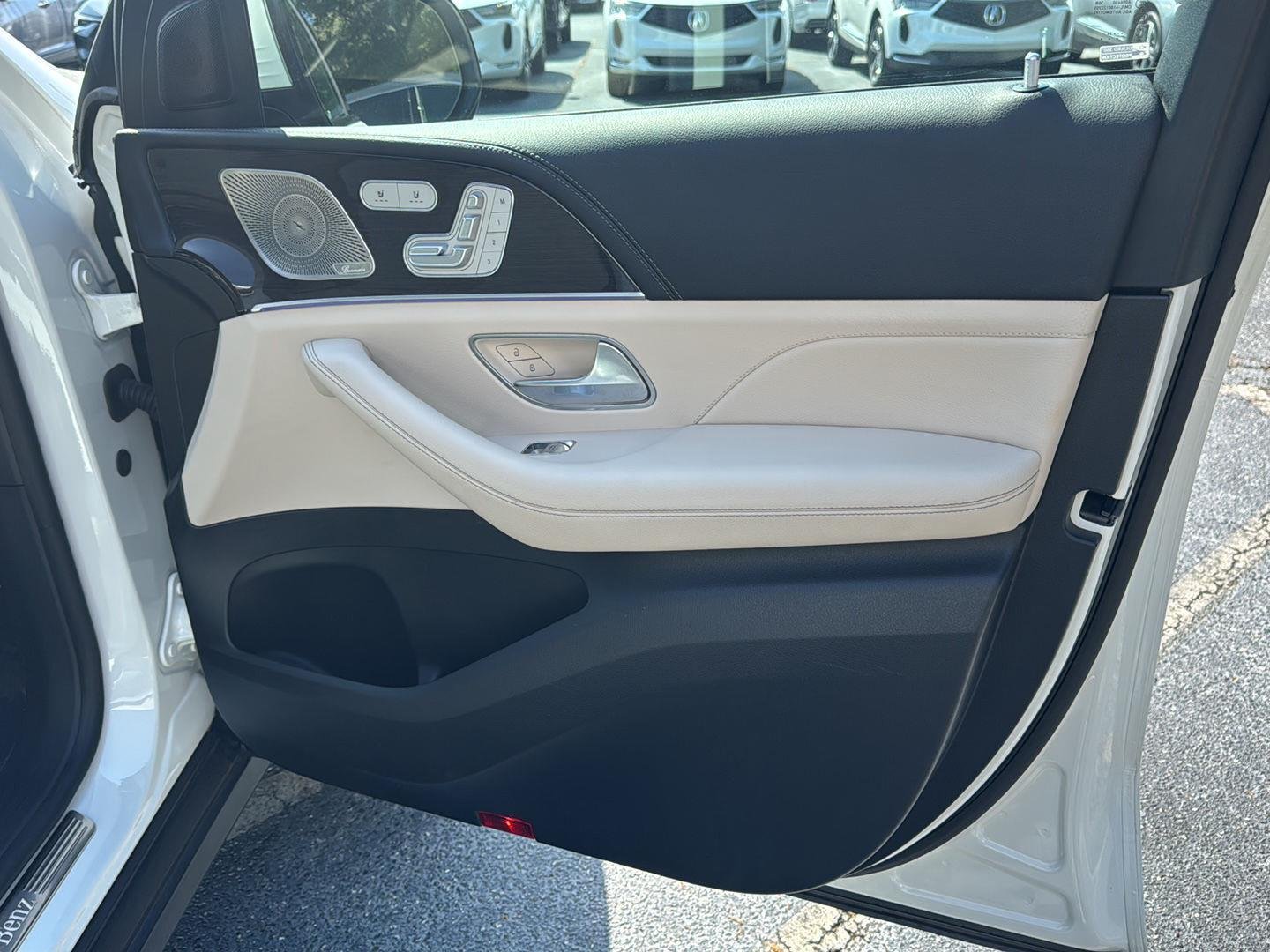Used 2024 Polar White Mercedes-Benz GLE 450 image 13