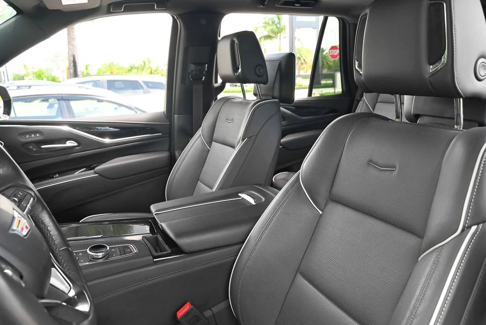 Used 2023 Black Cadillac Sport image 6