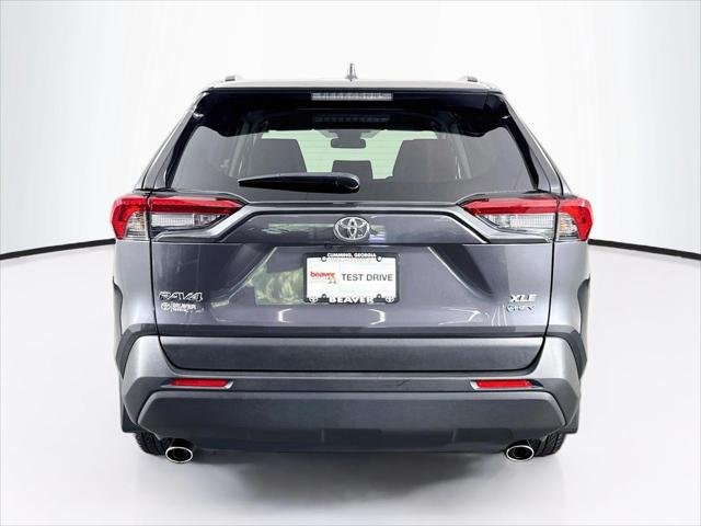 Certified Used 2025 MAGNETIC GRAY MET. Toyota  image 11