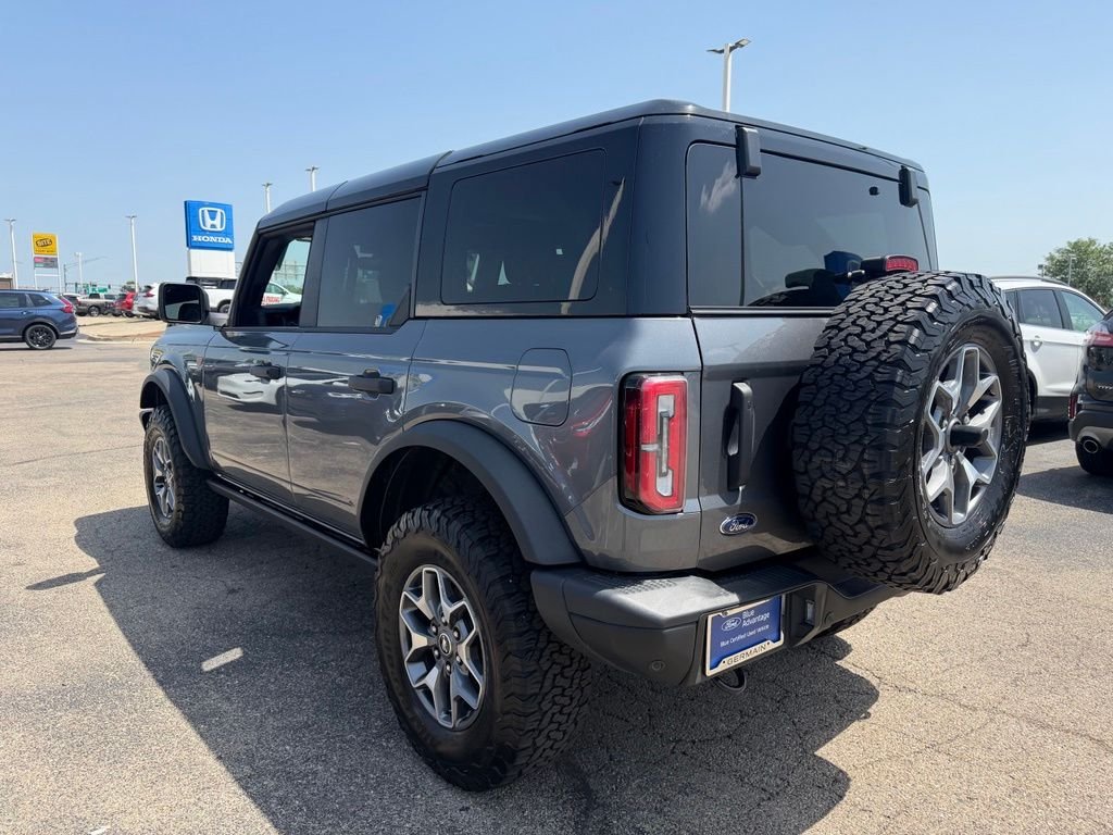 Used 2025 Gray Metallic Ford Badlands image 6