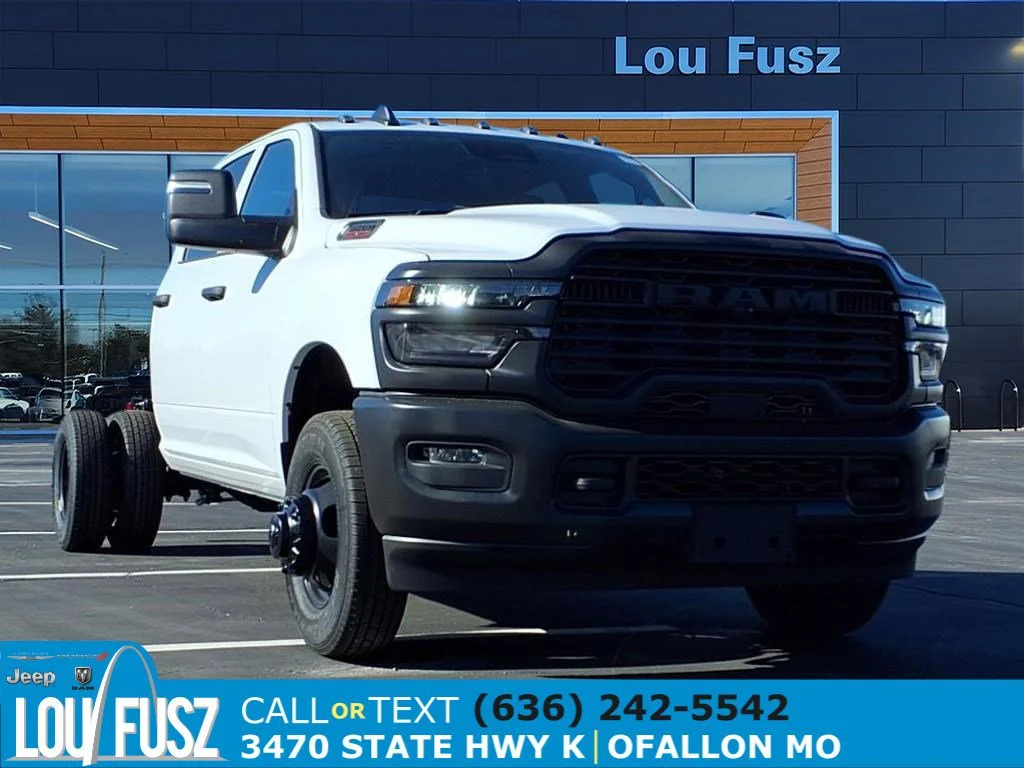 2025 RAM 3500 Tradesman 4X4 Crew Cab's photo