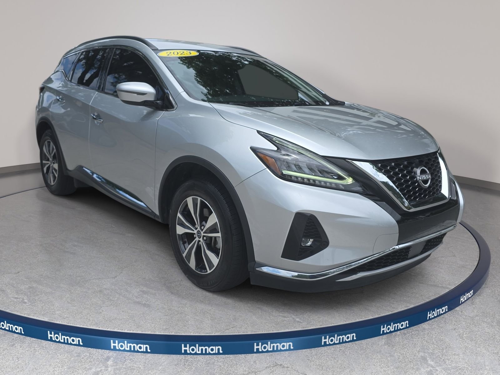 Used 2023 Silver Nissan SV image 4