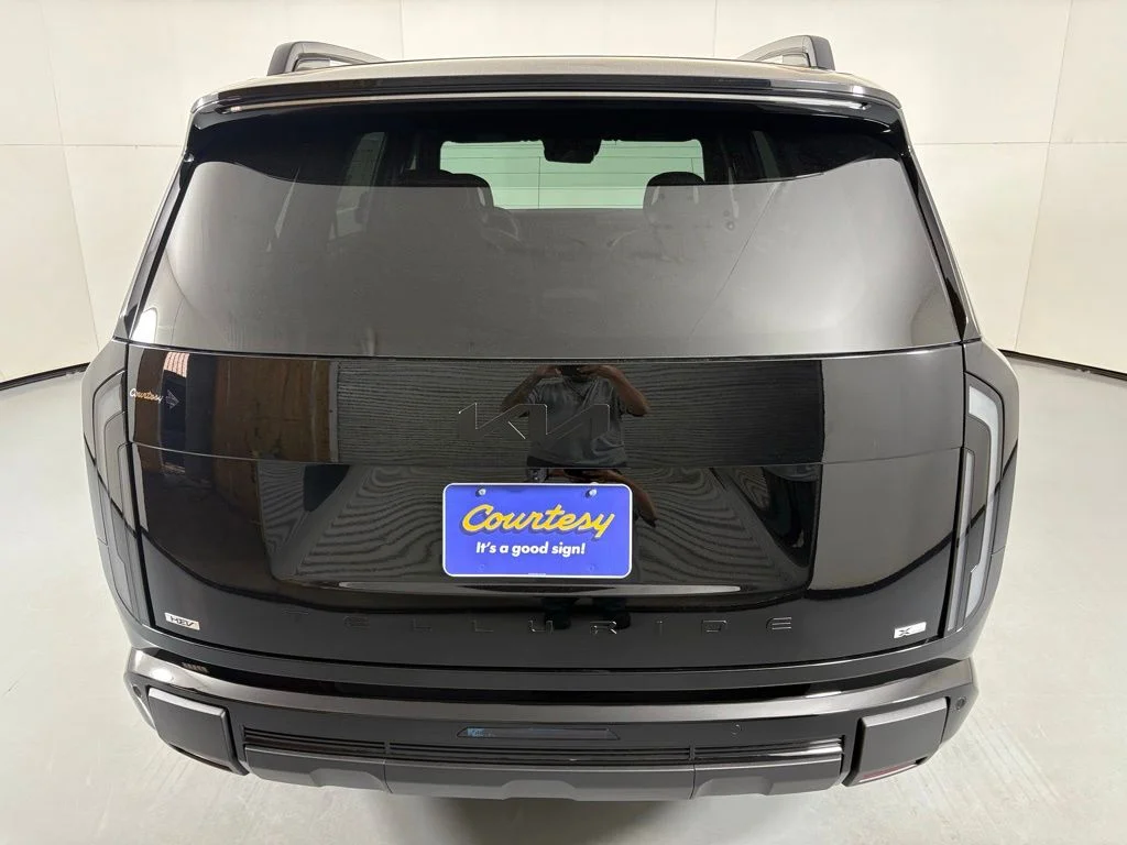 New 2027 Ebony Black Kia X-LINE SX image 7