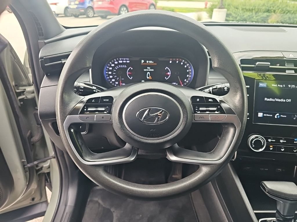 Used 2022 Green Hyundai SEL image 16