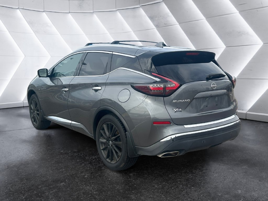 Used 2023 Gray Nissan SL image 6