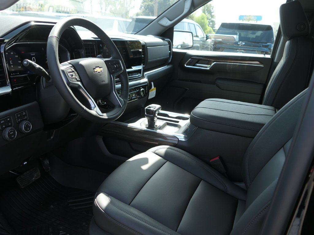 2026 Chevrolet Silverado 1500 LT - Photo 13