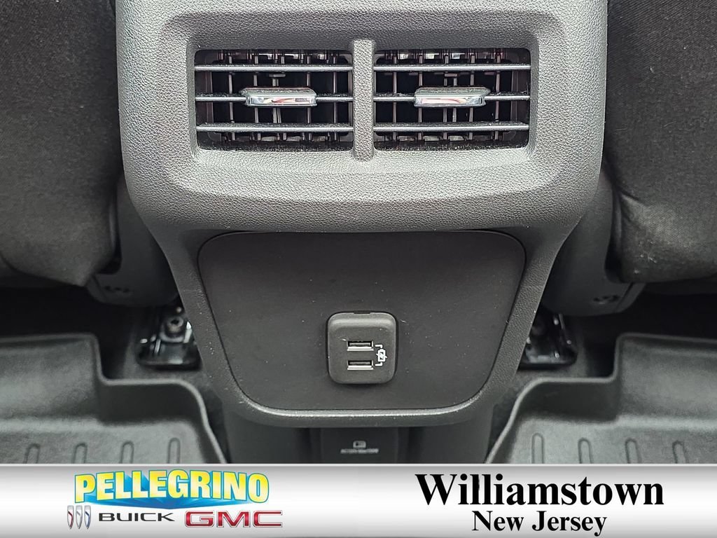 2022 Chevrolet Equinox LT - Photo 21