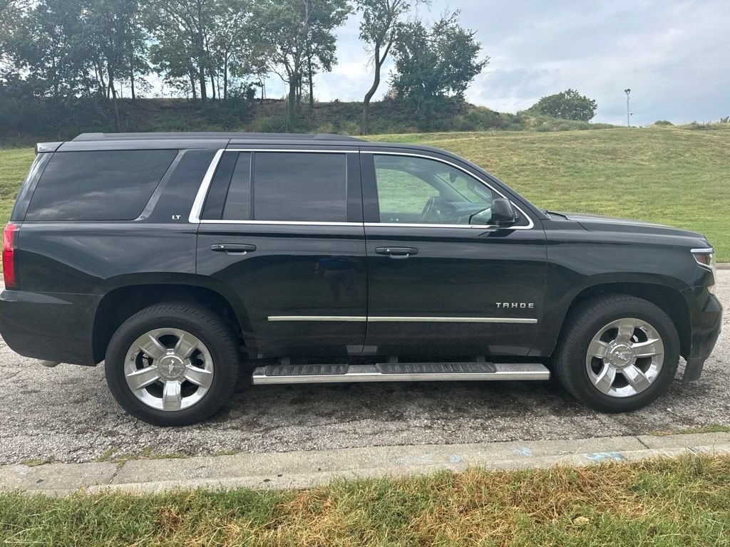 Used 2019 Chevrolet Tahoe LT with VIN 1GNSKBKC0KR323721 for sale in Kansas City
