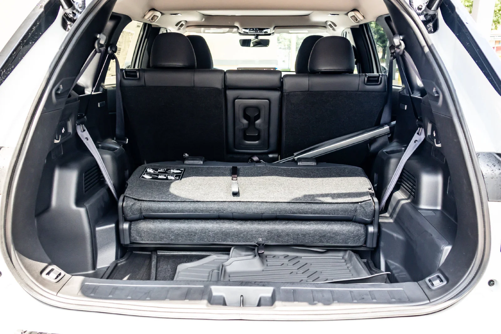 New 2026 White Mitsubishi TRAIL EDITION S-AWC image 21