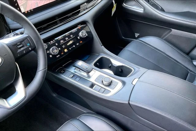 New 2027 Gray INFINITI LUXE image 7
