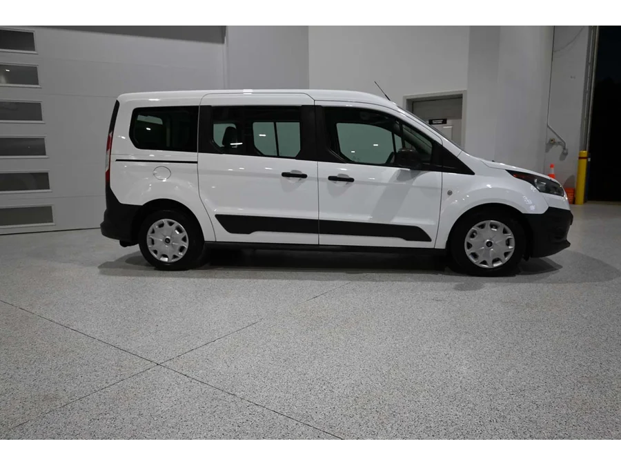 Used 2016 WHITE Ford XL Mobility Handicap Van image 5