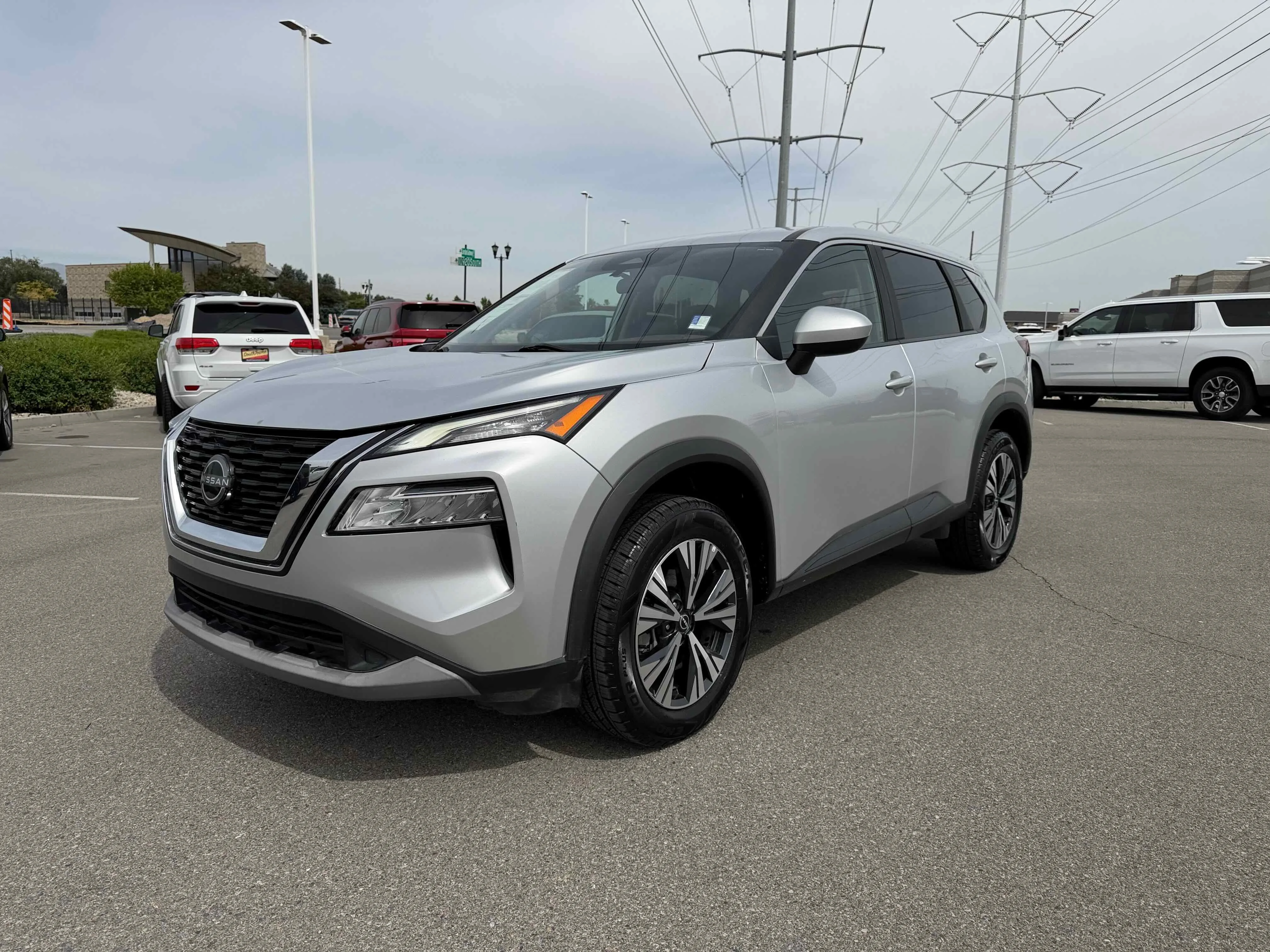 Used 2023 Brilliant Silver Metallic Nissan SV image 12