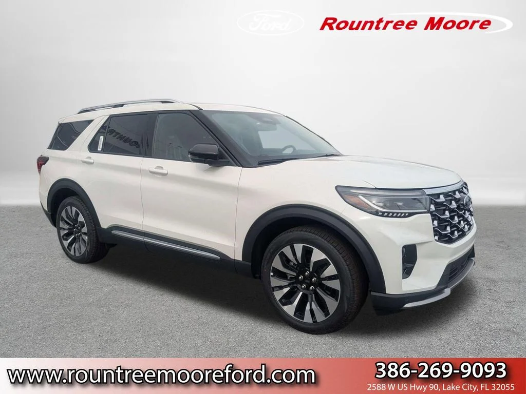 New 2026 Star White Metallic Tri-Coat Ford Platinum™ image 1
