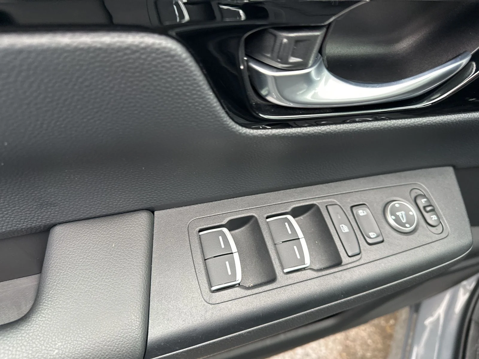 2023 Honda CR-V Sport Touring - Photo 10