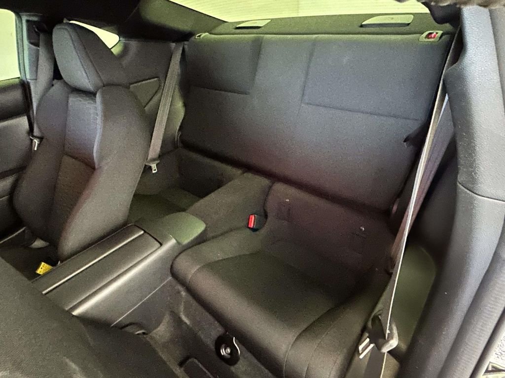 Used 2023  Toyota Base image 13