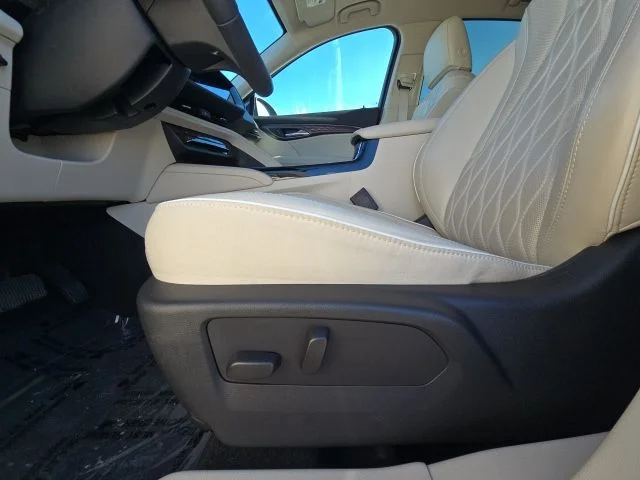 Used 2023 Blue Buick Avenir image 23