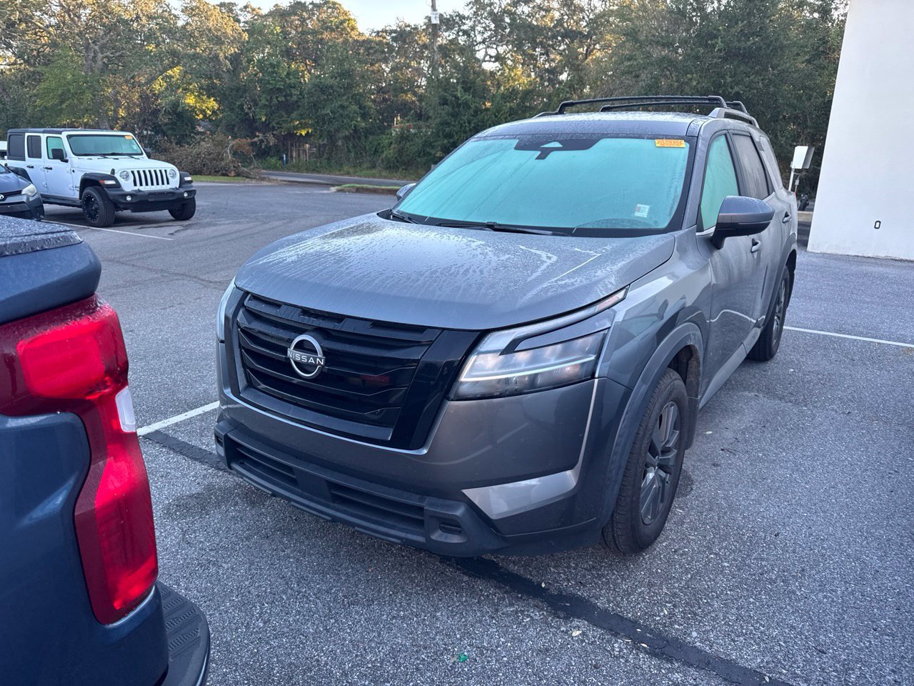 Used 2022 Gray Nissan SV image 1