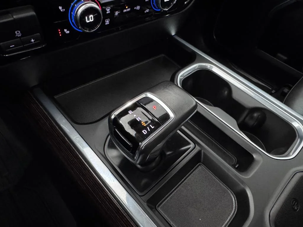 Used 2022 Titanium Rush Metallic GMC Elevation image 27