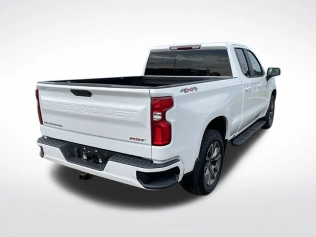 Used 2019 White Chevrolet RST image 8