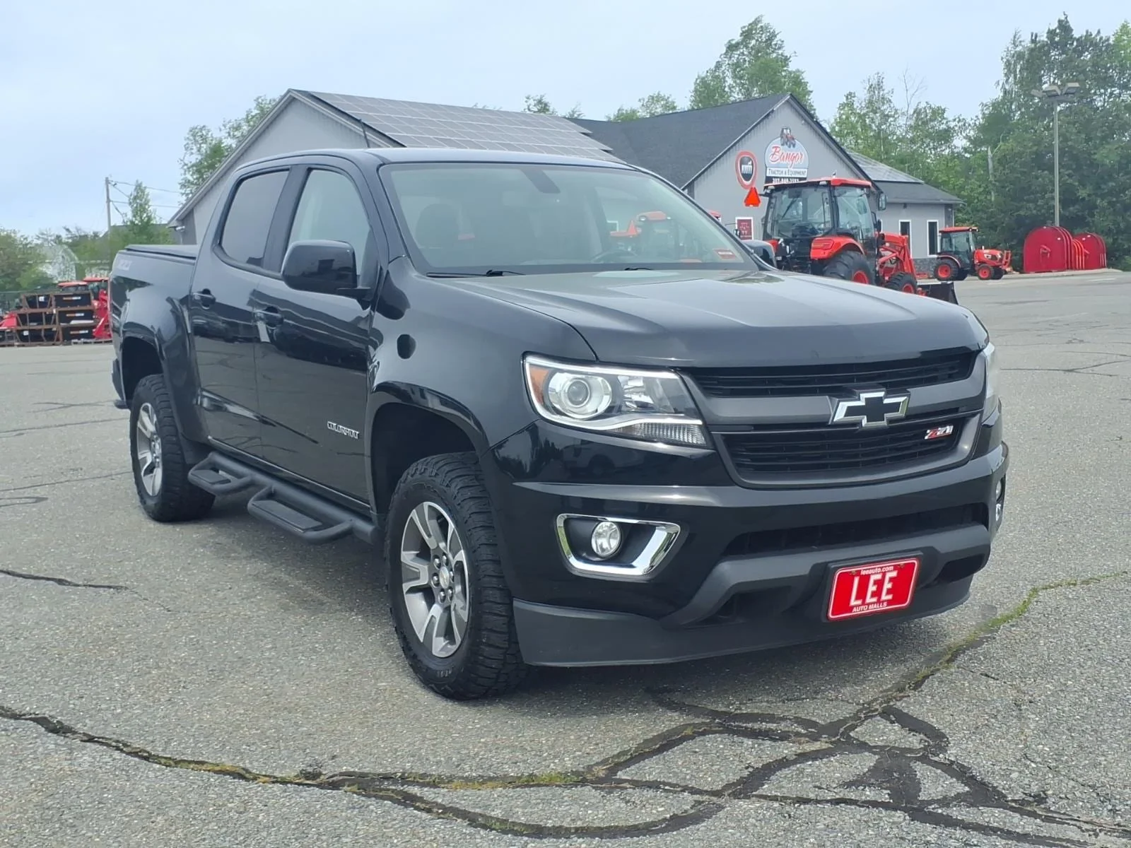 Used 2019 Black Chevrolet Z71 image 3