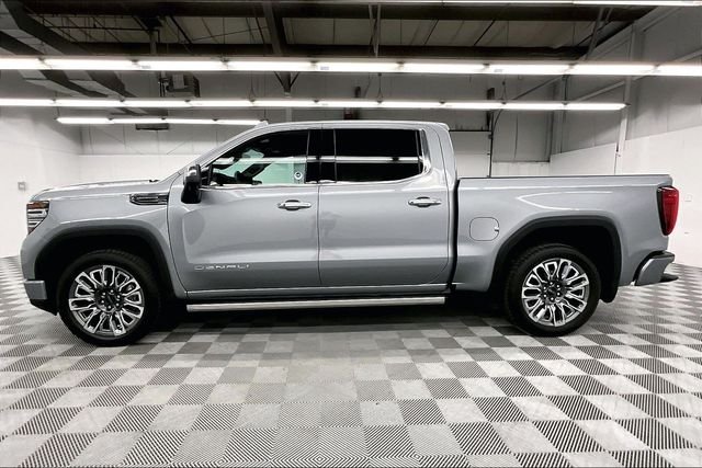 Used 2024 Sterling Metallic GMC Denali Ultimate image 15