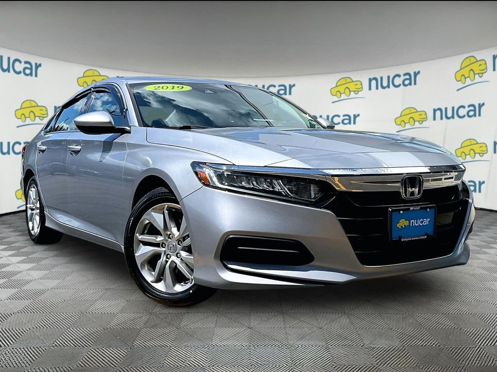 Used 2019 Silver Honda LX image 1