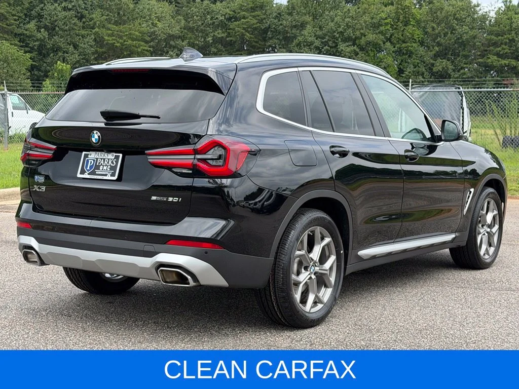 Used 2023 Black BMW sDrive30i image 2