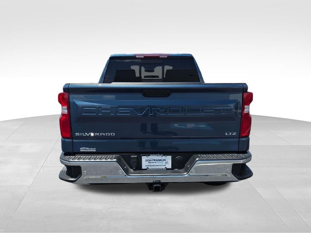 Used 2024 Blue Chevrolet LTZ image 4