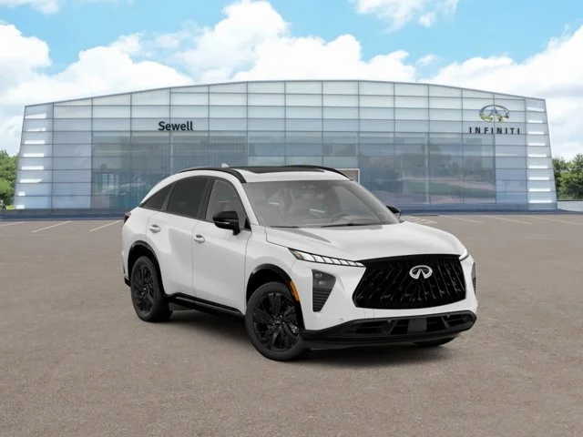 New 2027 RADIANT WHITE INFINITI Sport AWD image 4