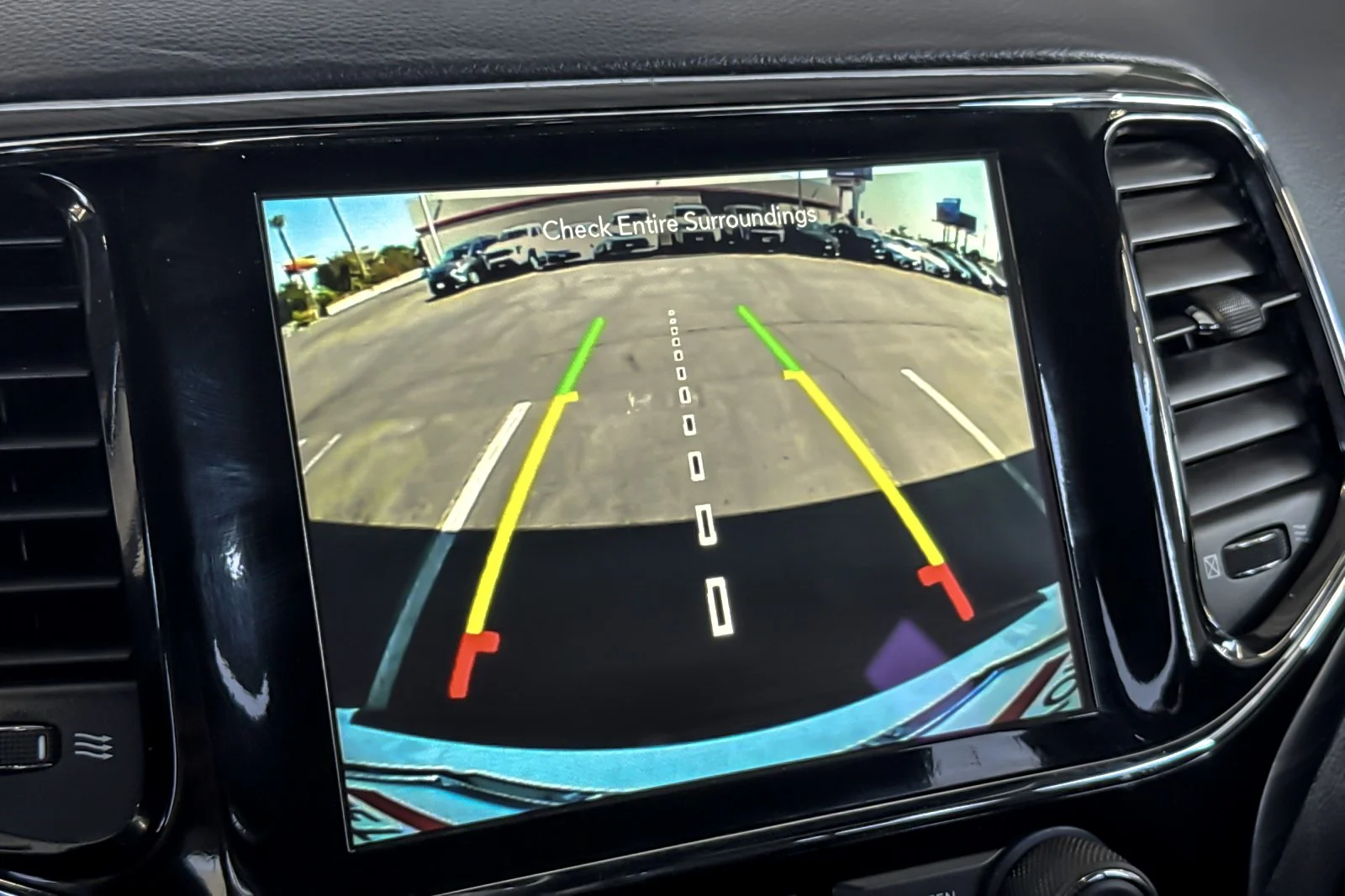 Used 2020 WHITE Jeep Altitude image 19