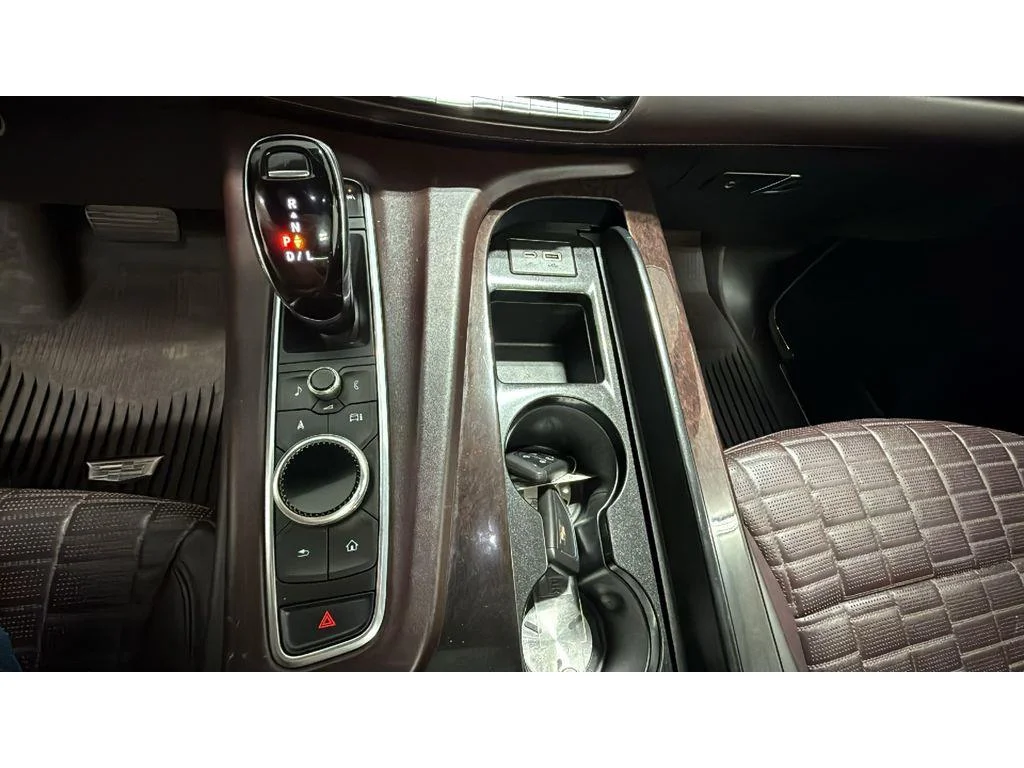 Used 2023 Argent Silver Metallic Cadillac Premium Luxury Platinum image 23