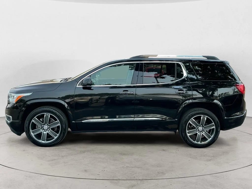 Used 2017 EBONY TWILIGHT METALLIC GMC Denali image 8