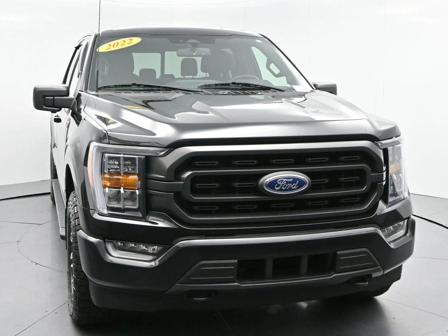 Used 2022 Agate Black Ford XLT image 2