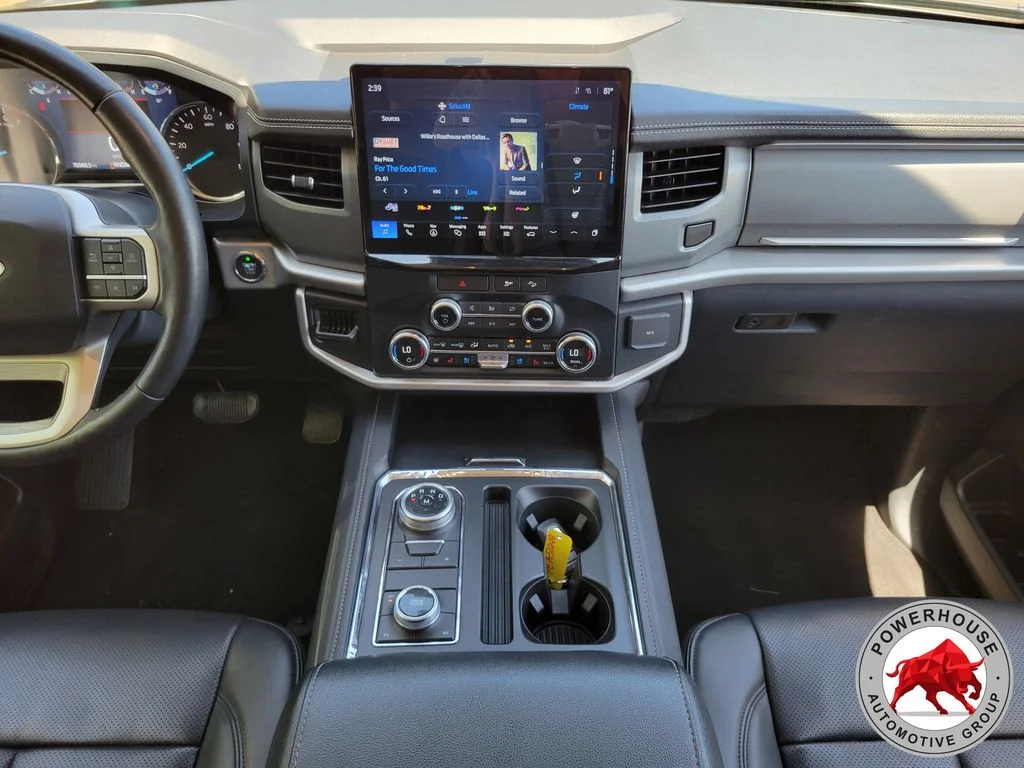 Used 2023 Silver Ford XLT image 21