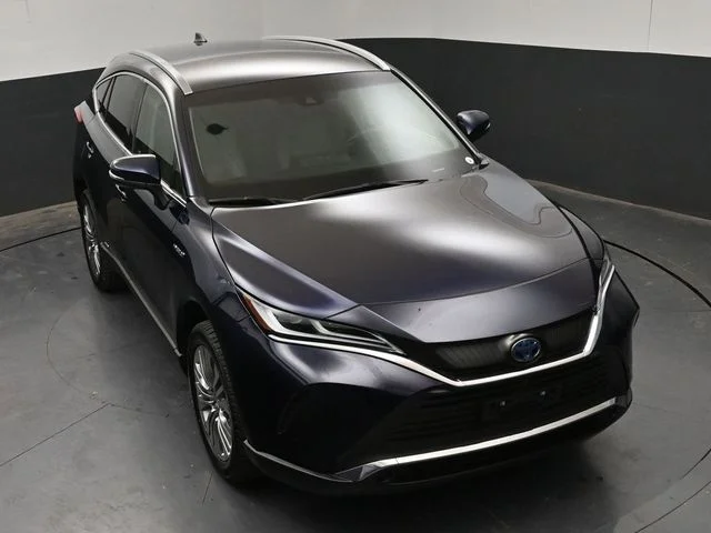 Certified Used 2021  Toyota Limited image 25
