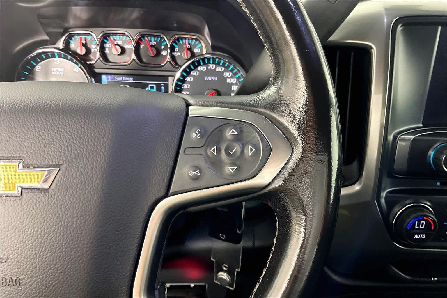 Used 2018 Graphite Metallic Chevrolet LT image 24
