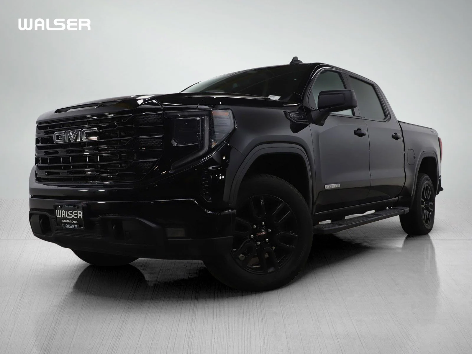 2023 GMC Sierra Elevation 4WD Crew Cab Standard Box's photo