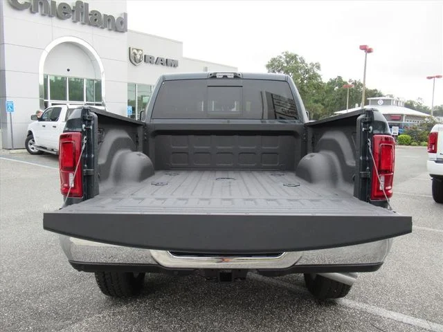 2026 RAM 2500 Laramie - Photo 7