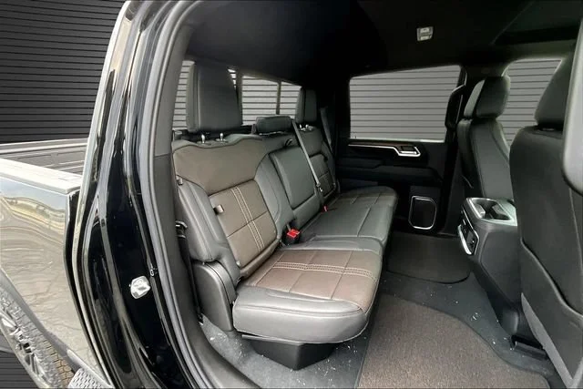 2026 Chevrolet Silverado 2500 HD High Country - Photo 10