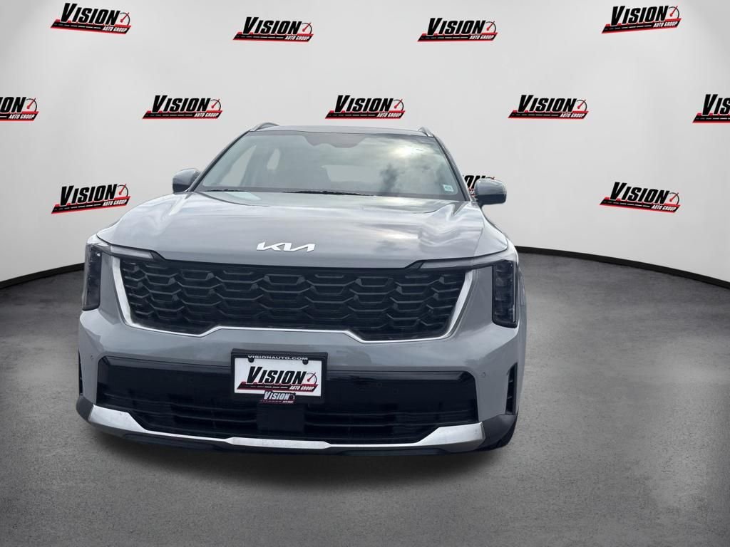 New 2025 Gray Kia S image 2
