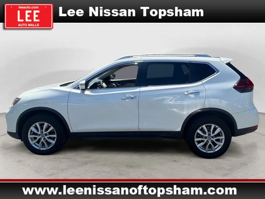 Used 2019 Pearl White Tricoat Nissan SV image 2