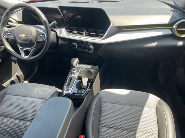 Used 2024 Cayenne Orange Metallic Chevrolet LT image 17