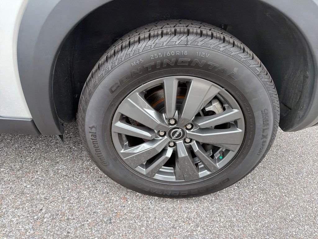 Used 2024 Silver Nissan SV image 46
