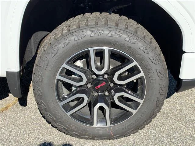 2026 GMC Sierra 1500 AT4 - Photo 16