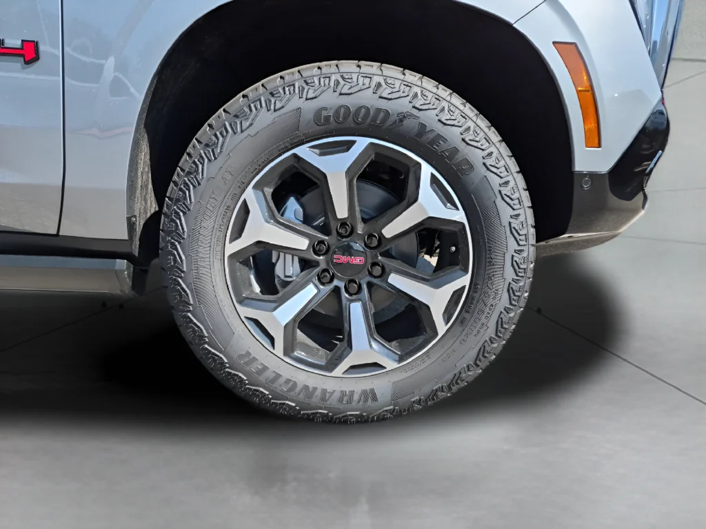 New 2026 GMC Yukon AT4, photo 13